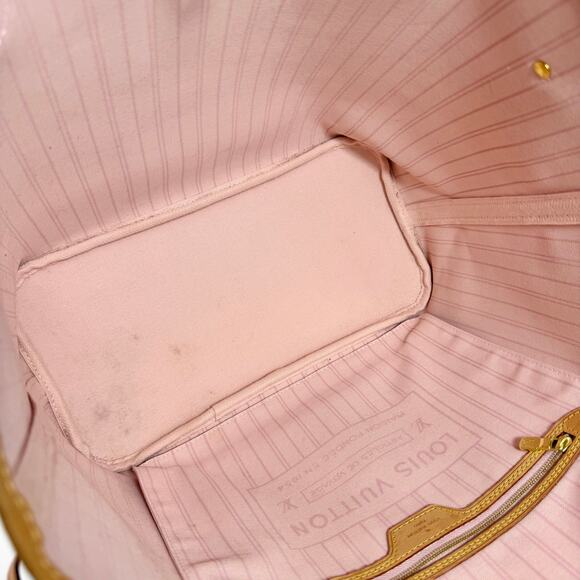 Louis Vuitton Damier Azur Neverfull MM - Picture 9 of 16